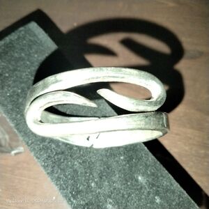 Silver Tone Metal Hinged Double Swirl Cuff